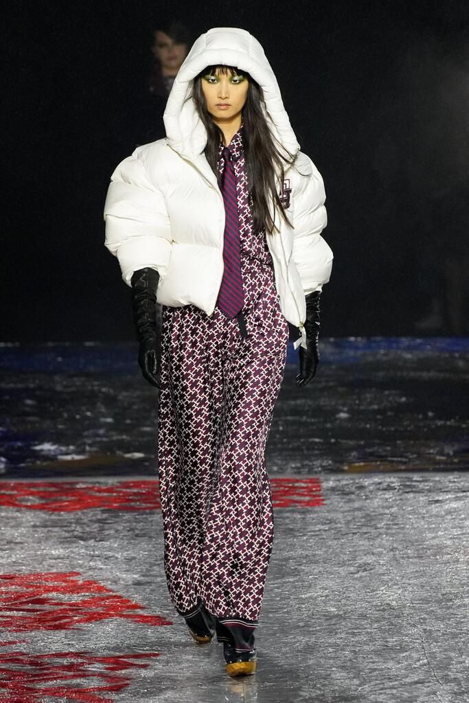 Tommy Hilfiger