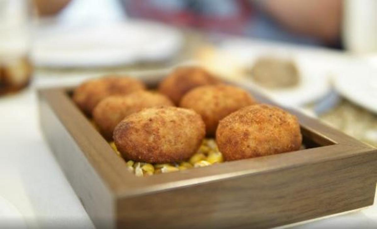 Croquetas de pitu caleya del restaurante Quince Nudos
