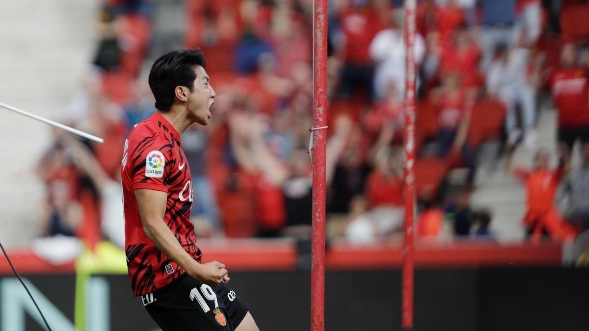 Kang In Lee celebra su gol ante la Real Sociedad.