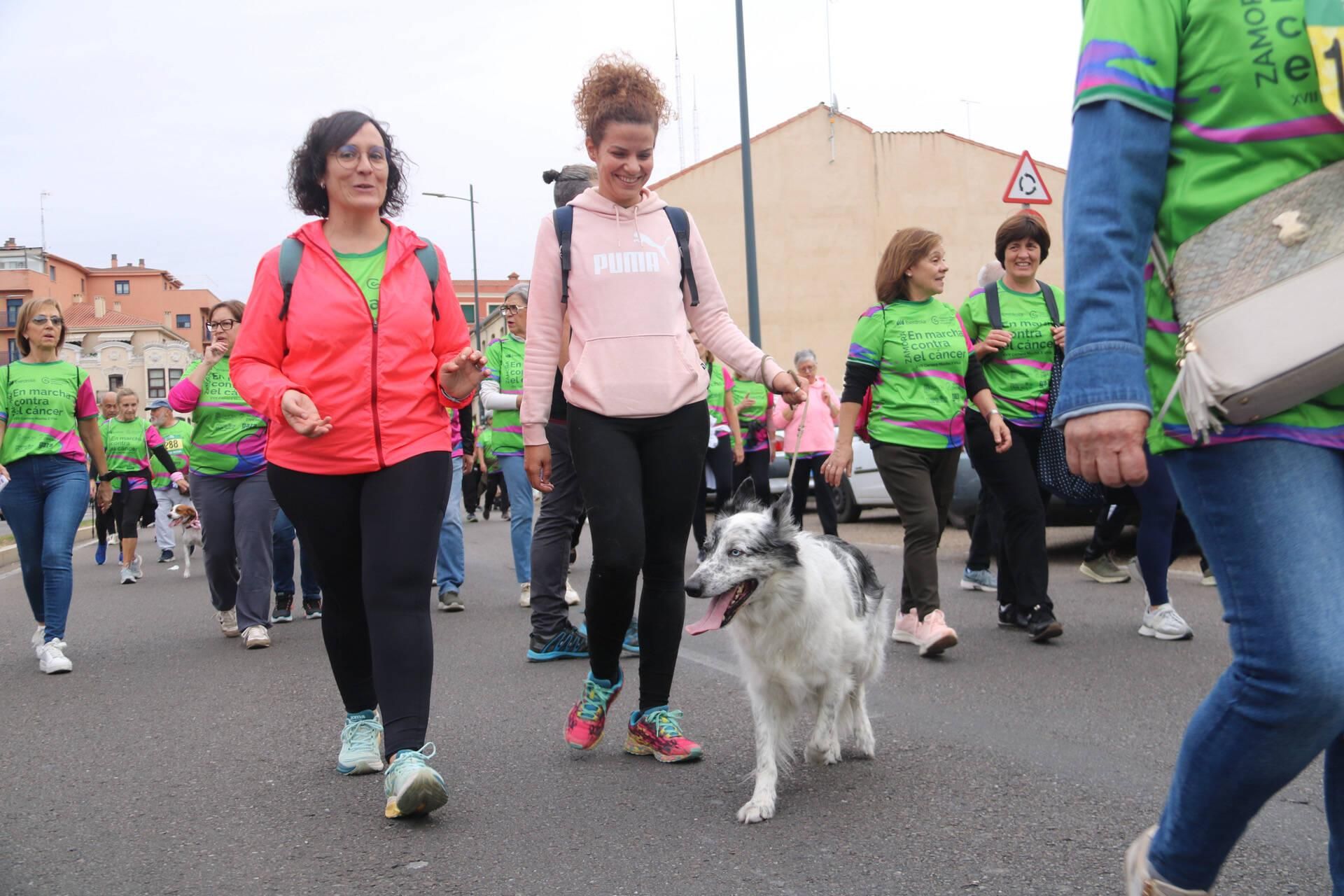 GALERÍA | Búscate en la carrera "Mucho x Vivir" contra el cáncer en Zamora