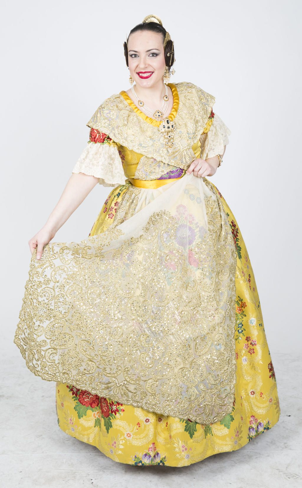 Fallera mayor y corte 2020-21: El Salón de la Fama de Jesús