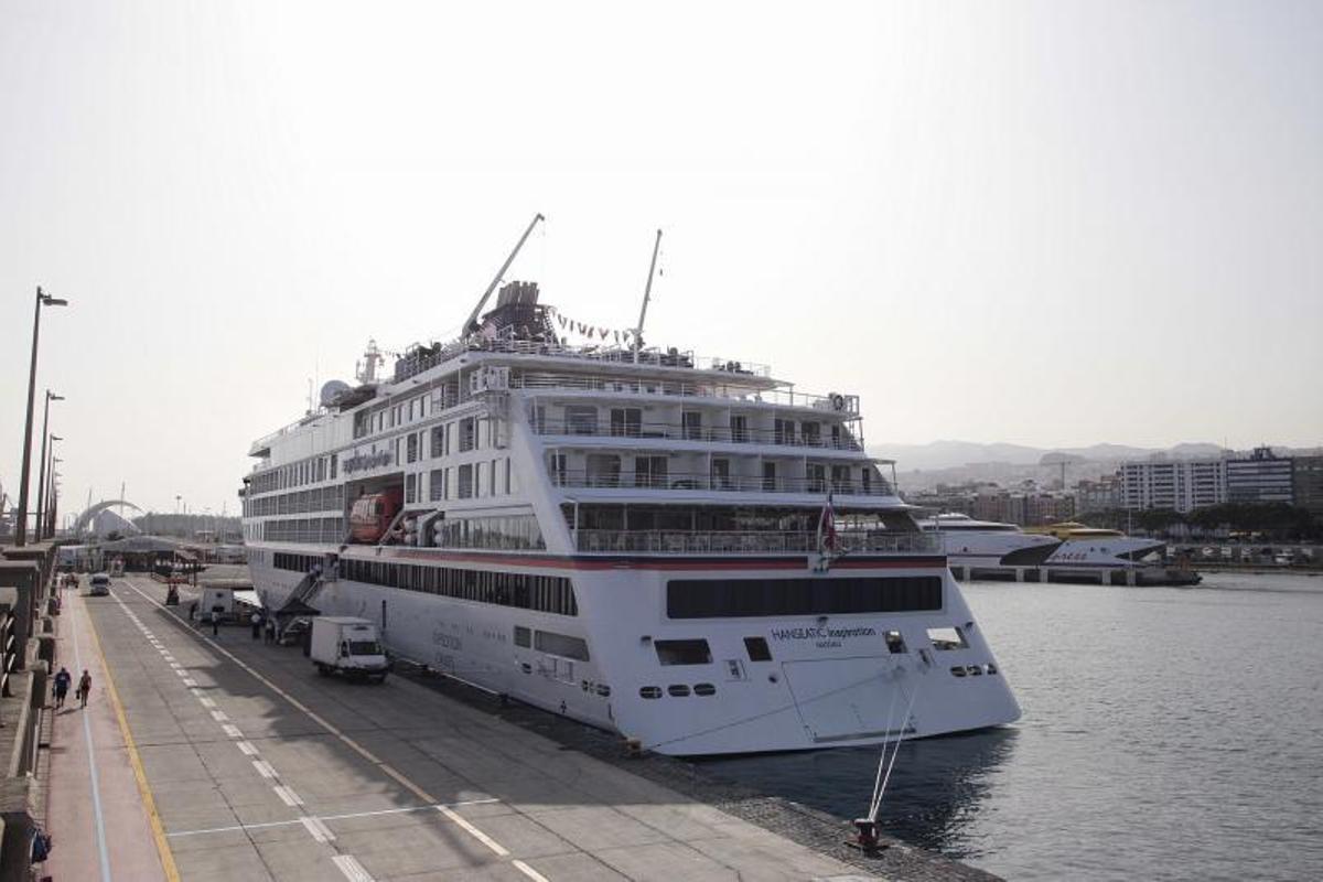 Cruceros en el puerto de la capital tinerfeña