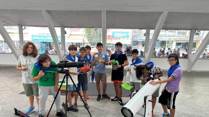 Robótica, piezas 3D y telescopios en el campamento tecnológico de Pola de Siero: "Es una experiencia muy divertida"