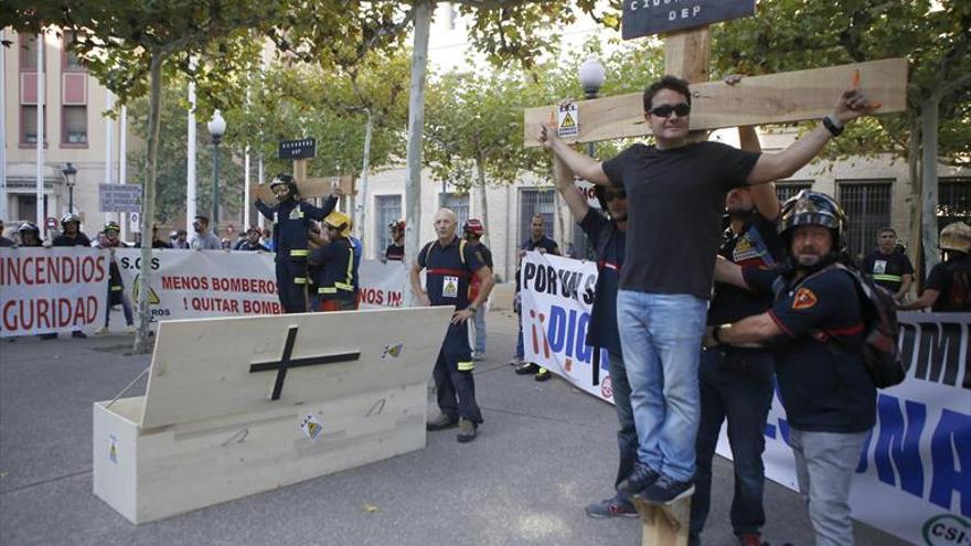 Los bomberos claman por un cuerpo autonómico