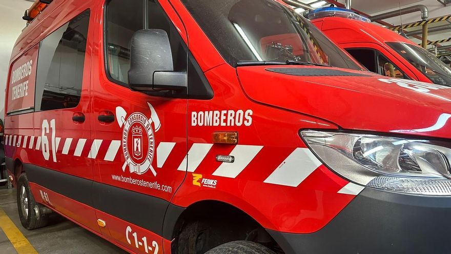 A man dies from smoke inhalation after his home caught fire in Tenerife
