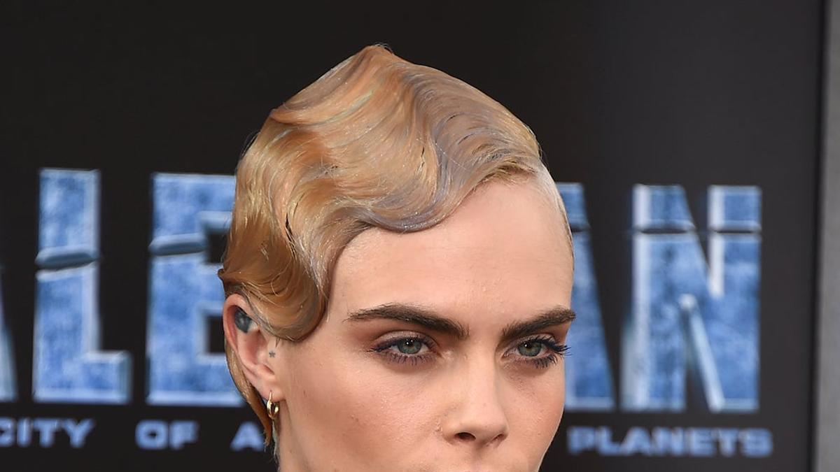 Cara Delevingne peinado ondas