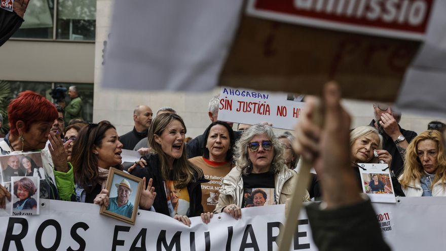 Las víctimas de la dana piden una reunión a Feijóo por las &quot;dificultades&quot; para tenerla con Mazón