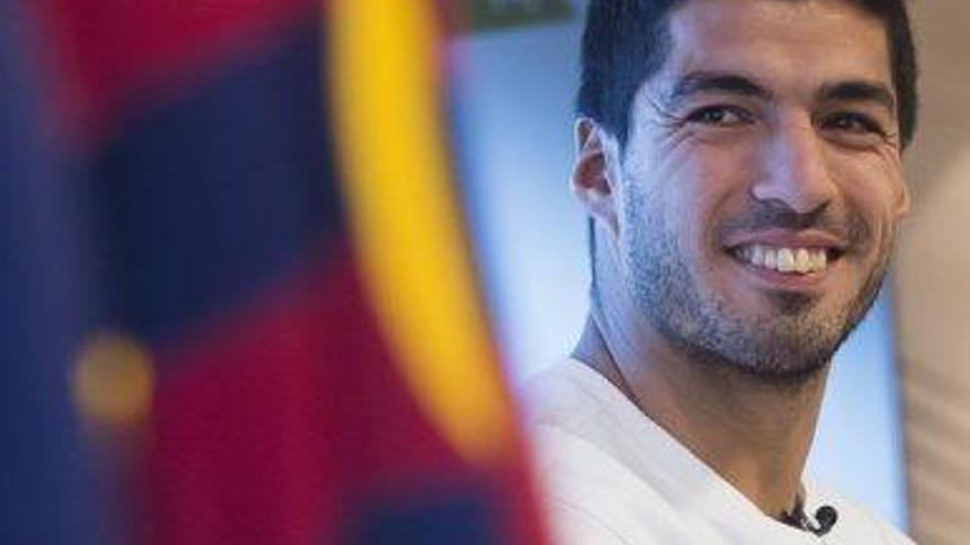 Luis Suárez, durant l&#039;acte solidari en què va participar ahir