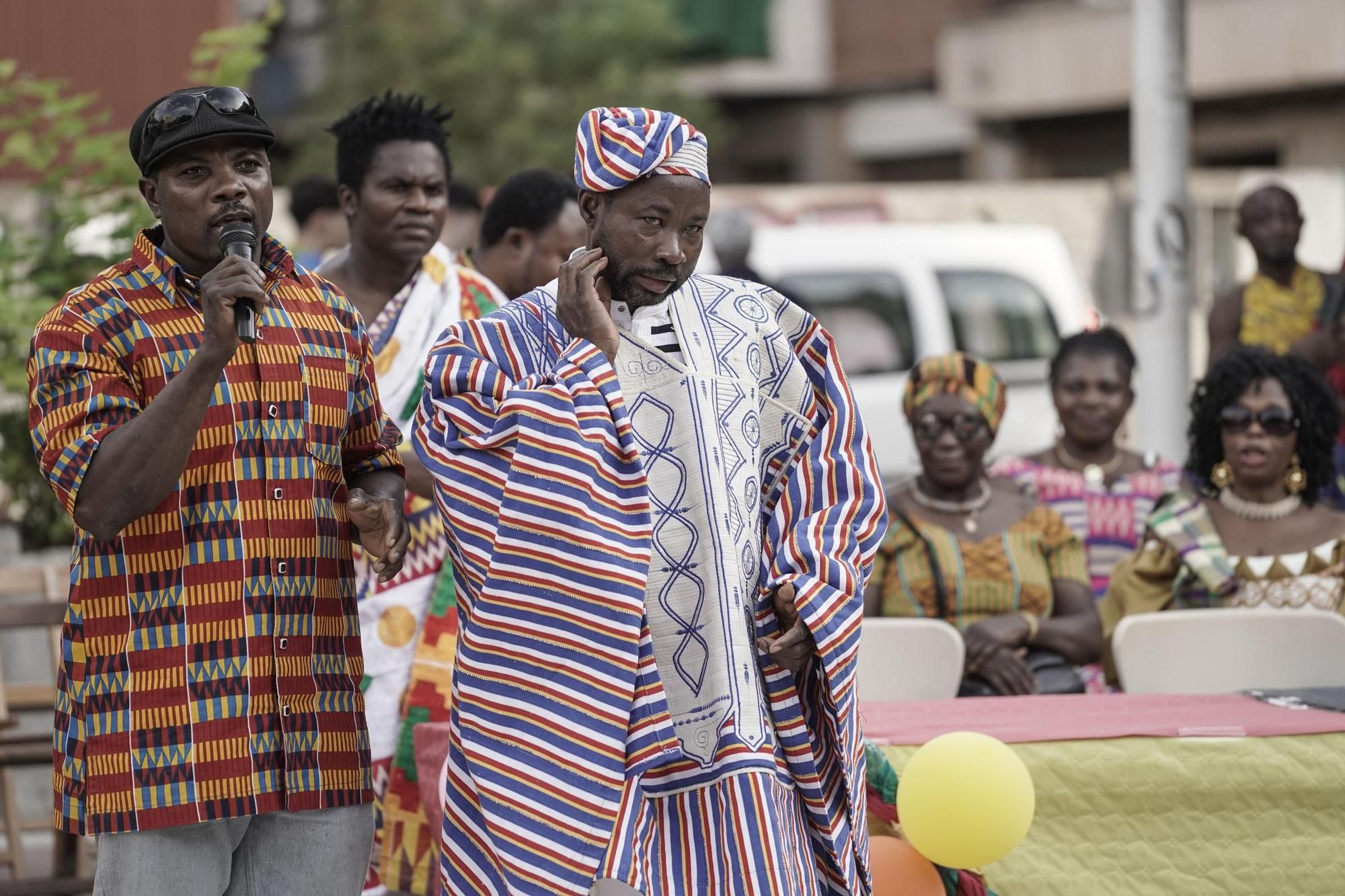 Totes les imatges de la festa solidària de la comunitat de Ghana