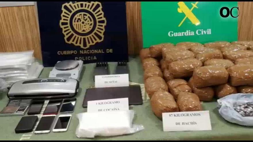 Detenidos dos vecinos de A Coruña acusados de traficar con drogas