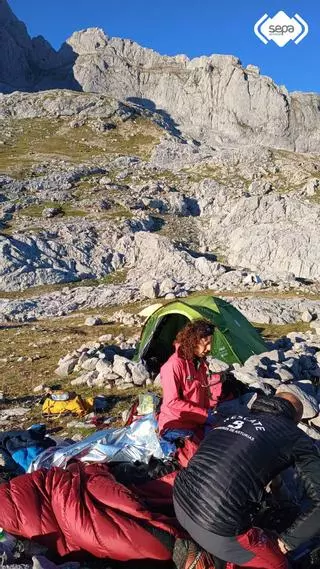 Doble rescate en Picos de Europa: un espeleólogo polaco con una indisposición y un montañero que se había perdido