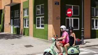 La transformación de bajos comerciales en pisos turísticos se extiende a toda València