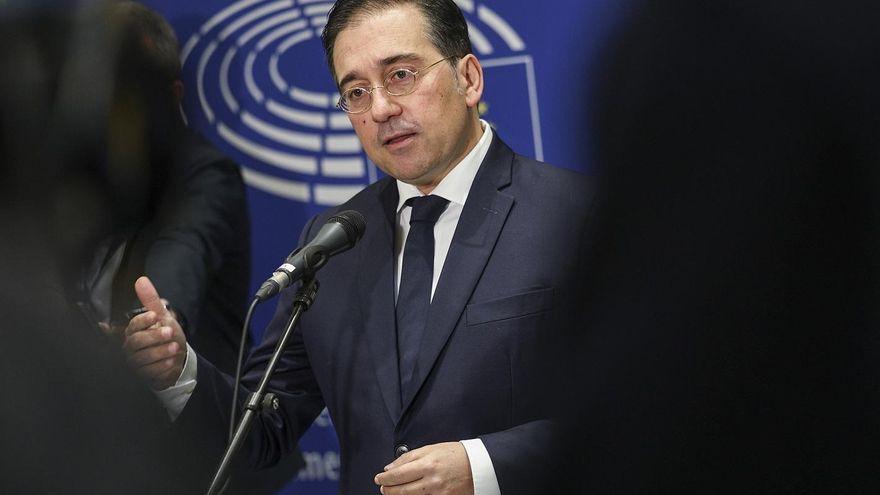 El uso del catalán en el Parlamento Europeo sigue encallado tras la reunión entre Metsola y Albares