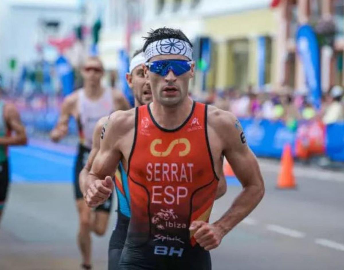 Antía Jácome celebra una medalla en el último Mundial. |  // RFET