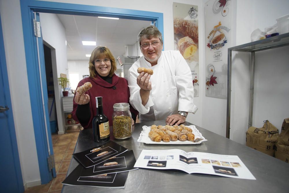 Xuixos de diferents gustos i congelats al nou obrador de Can Castelló