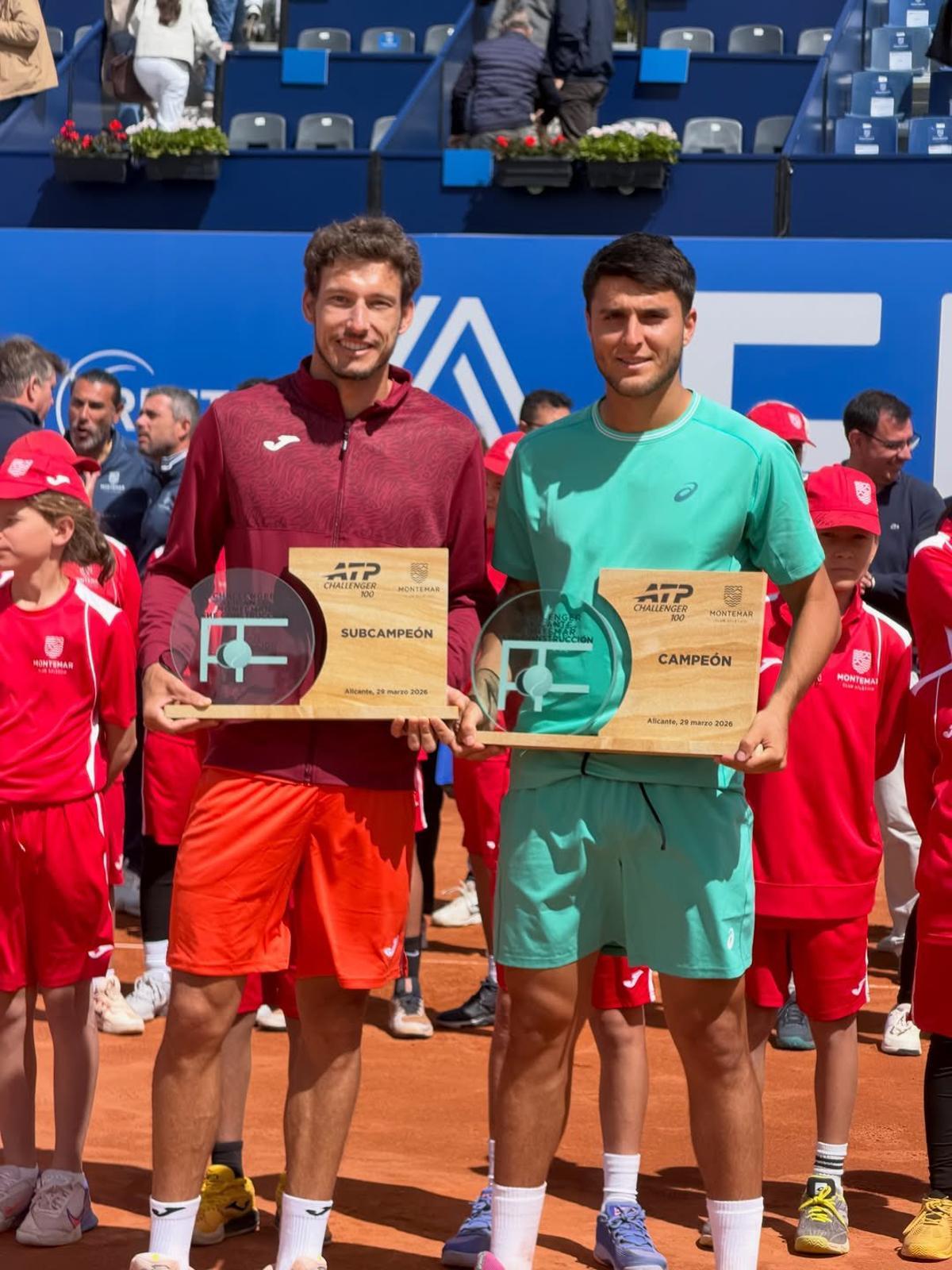 Pablo Carreño y Pablo Llamas, en la entrega de premios del Challenger de Alicante.