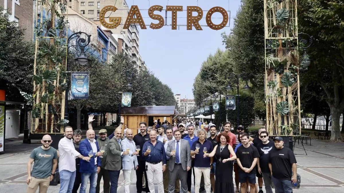El Paseo Gastro prende la Semanona: "Ya nadie puede celebrar sus fiestas sin casetas"