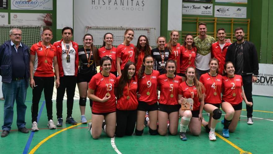 El Santo Domingo juvenil tras proclamarse campeón.