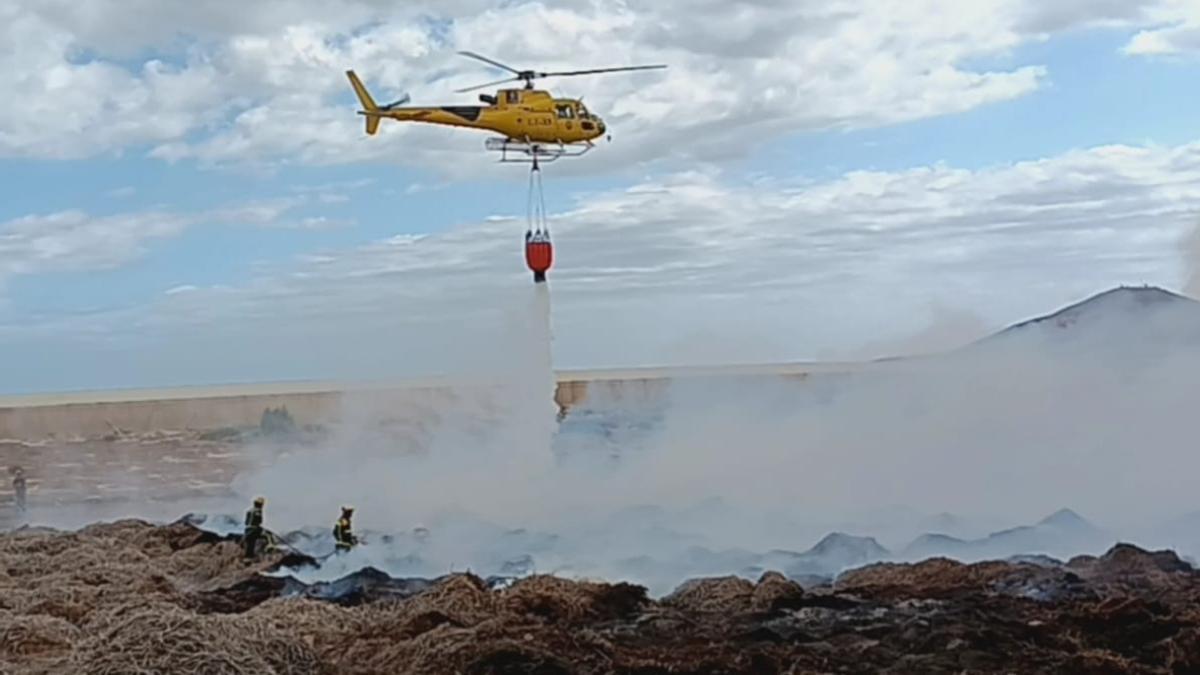 Incendios provocados de plásticos y rastrojos en Agüimes