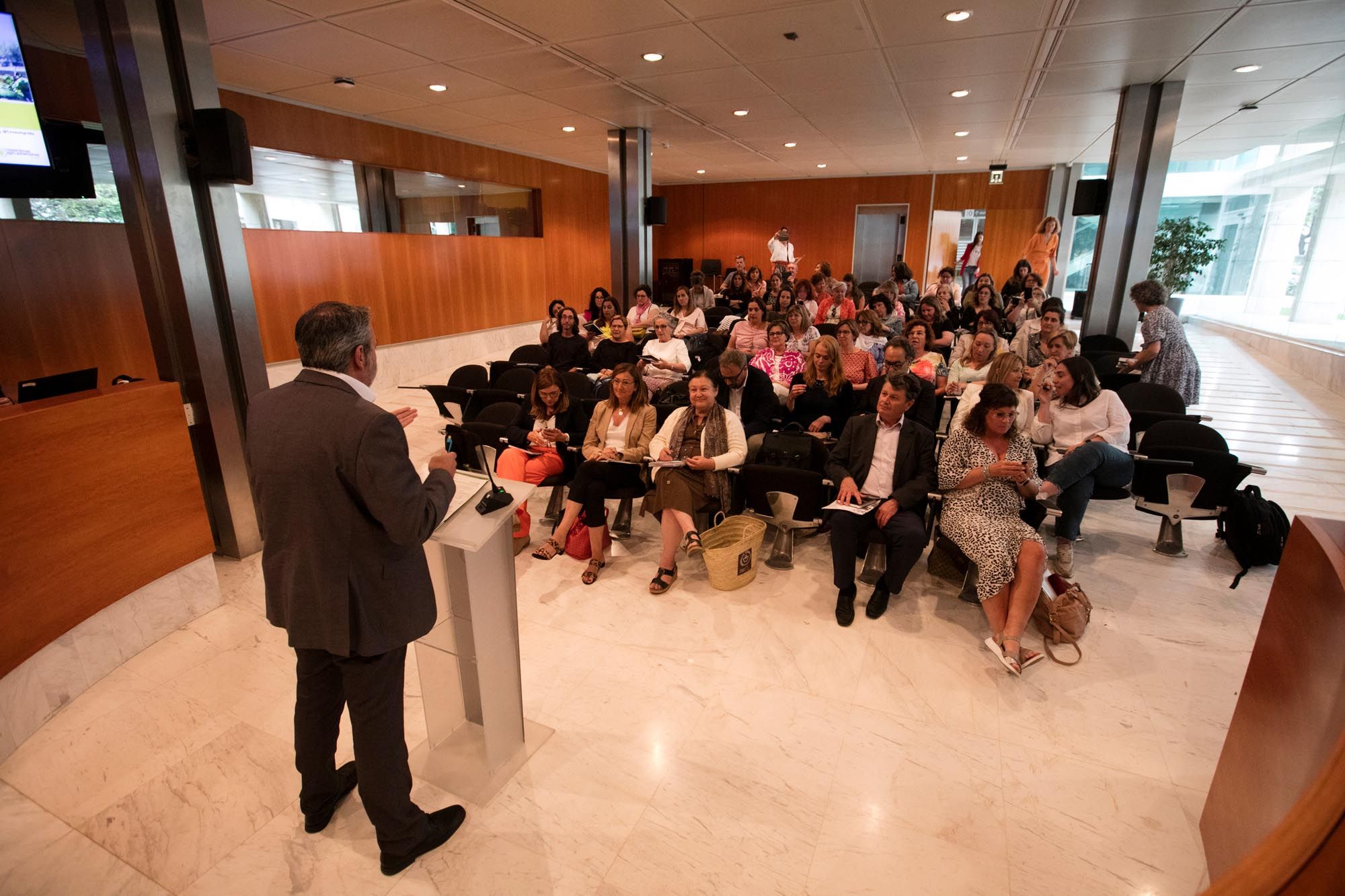 'Dones de Cooperatives', en el Consell de Ibiza