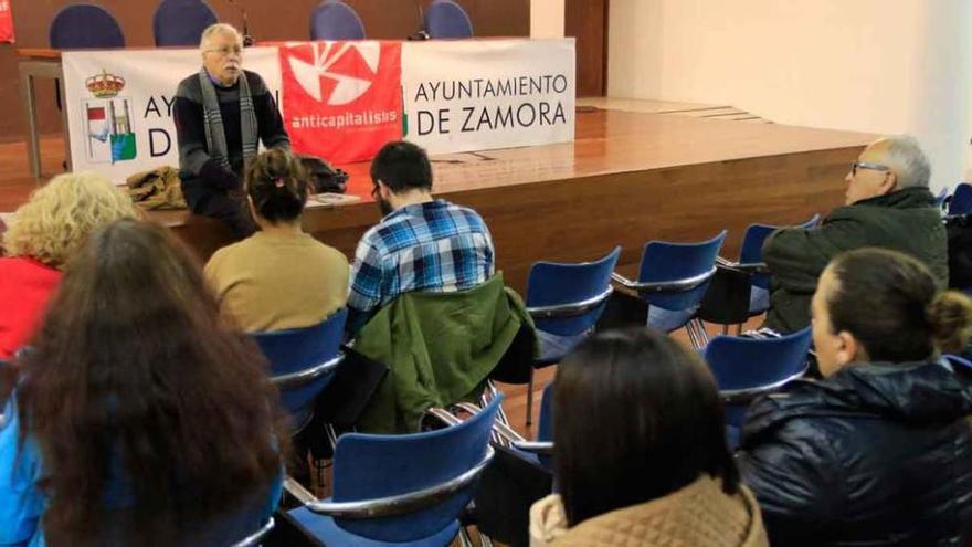 Jaime Pastor presenta &quot;Anticapitalistas en Podemos&quot;