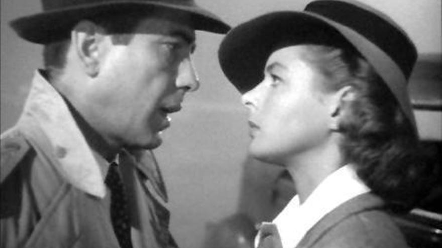 Bogart a Bergman: &quot;Si no subes a ese avión, te arrepentirás. Quizás hoy no; quizá mañana, tampoco; pero pronto y para el resto de tu vida&quot;. // FdV