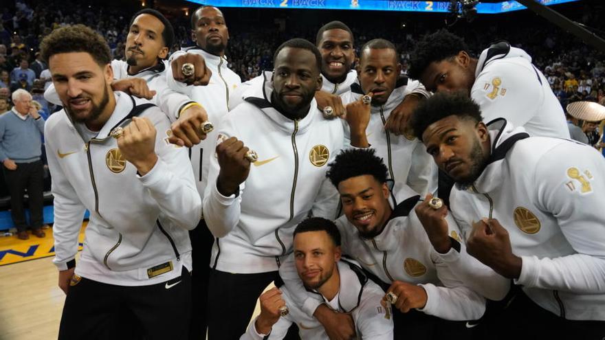 NBA 2018 Los Warriors disfrutan de la ultima entrega de anillos de campeones