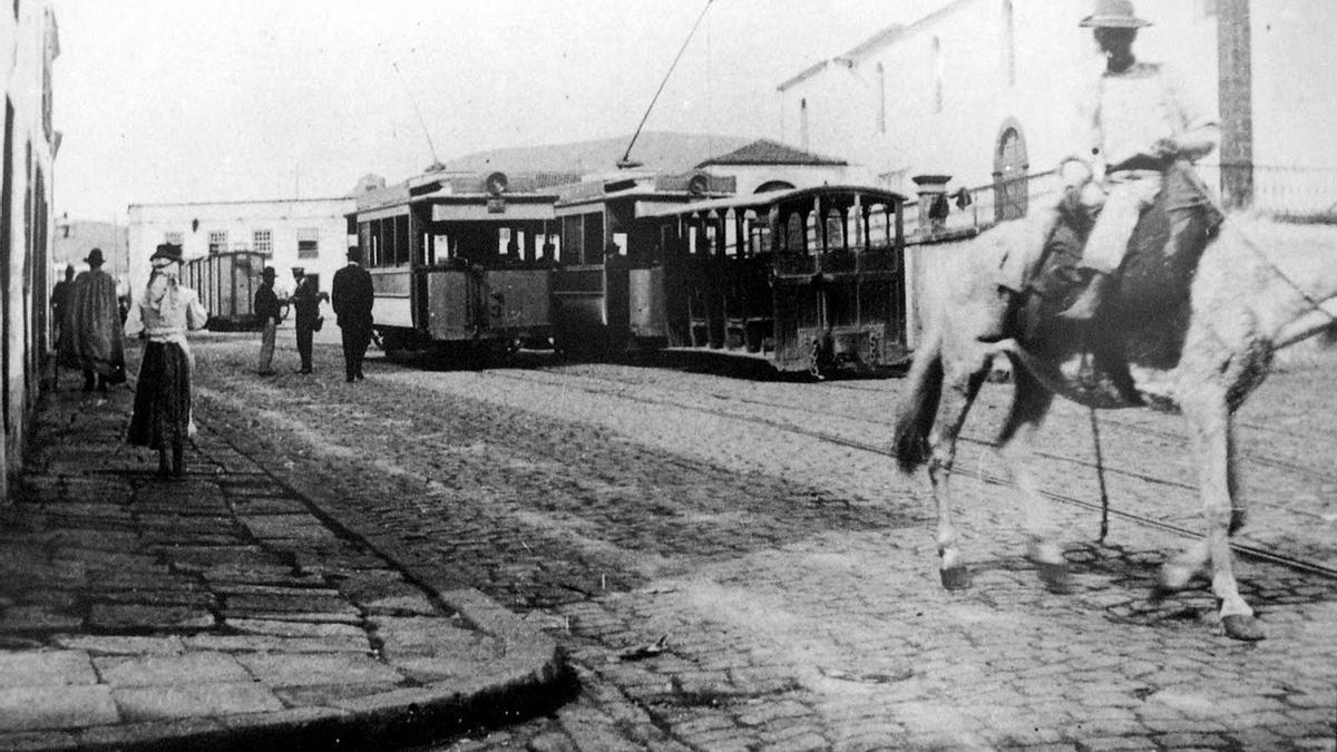 El antiguo tranvía.