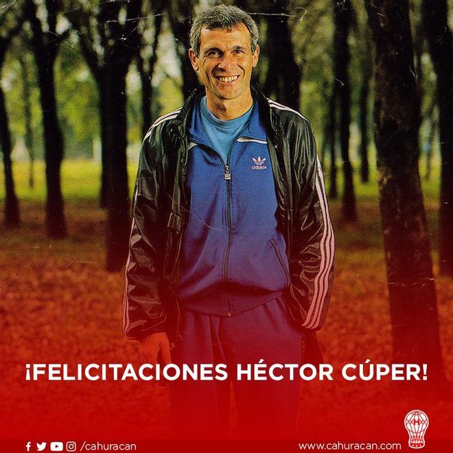 La gira mundial de Héctor Cúper