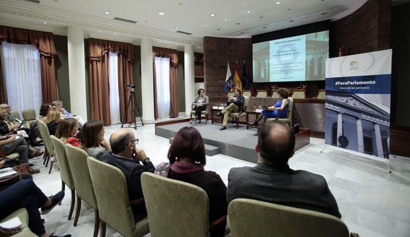 Avances y retos de la igualdad de género" | 05/03/2020 .Parlamento de Canarias   | 05/03/2020 | Fotógrafo: María Pisaca Gámez