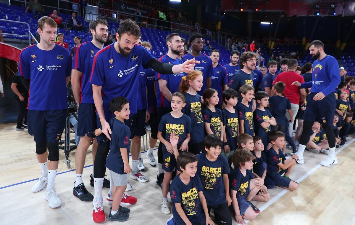 ¡El Palau Blaugrana 'perdona' al Barça tras la debacle en la Final Four! ¡El Palau Blaugrana 'perdona' al Barça tras la debacle en la Final Four!