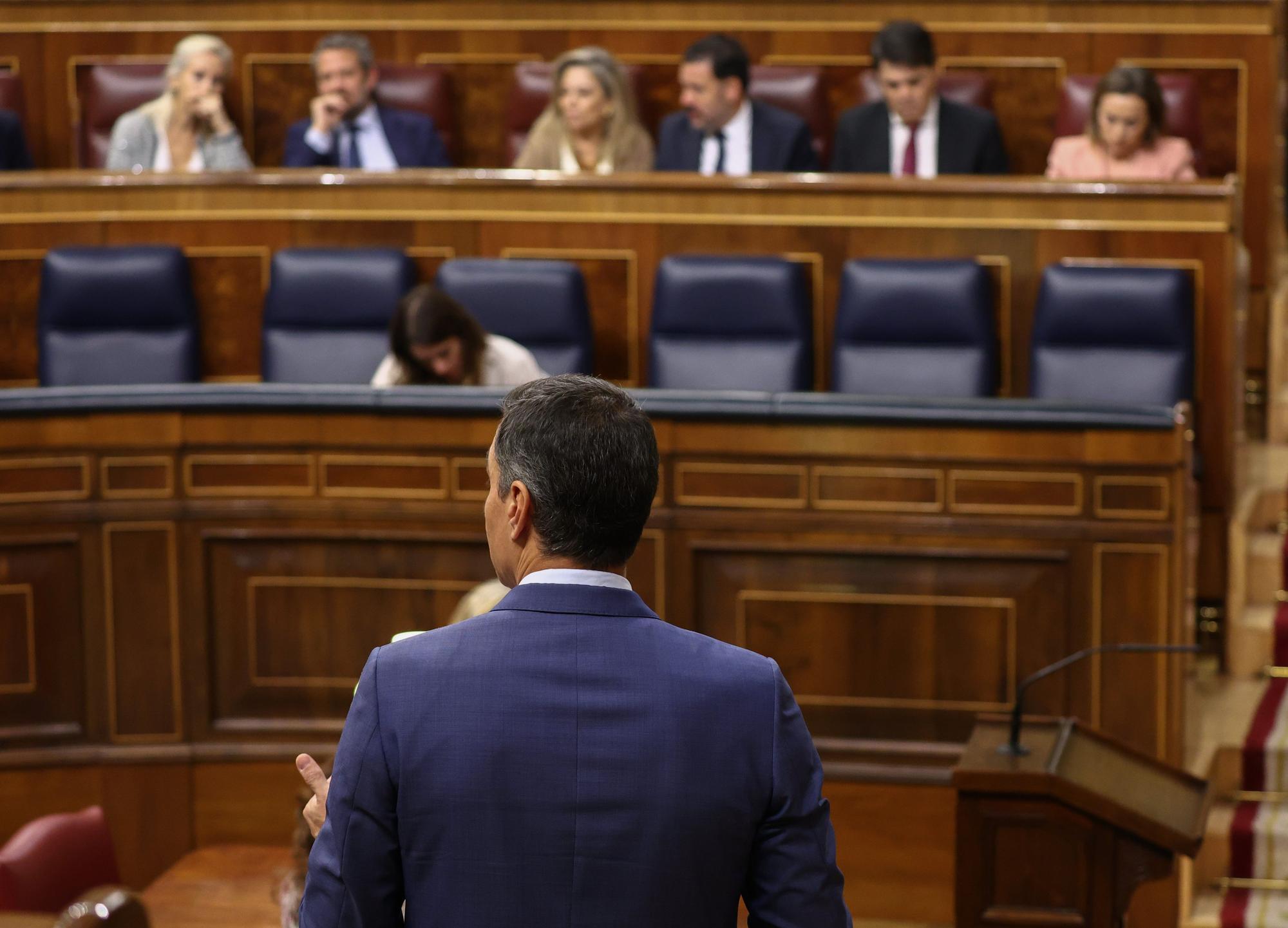 El presidente del Gobierno, Pedro Sánchez, interviene durante una sesión plenaria en el Congreso de los Diputados, a 2 de noviembre de 2022, en Madrid (España).