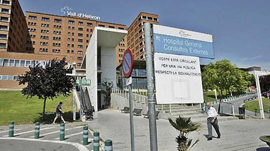 Hospital de la Vall d&#039;Hebron, en Barcelona, donde permanece ingresado crÃ­tico el herido.