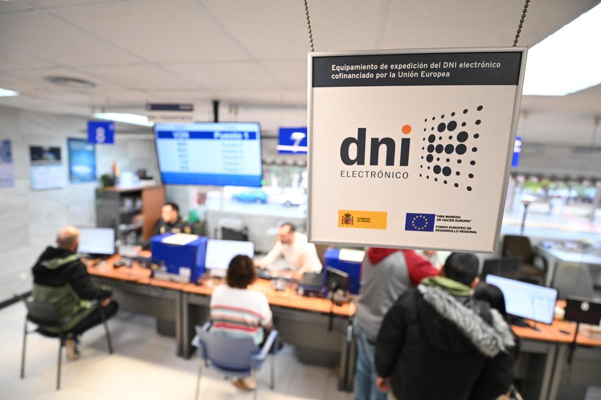 Comisaría de la Policía Nacional en la que renuevan el DNI o pasaporte.