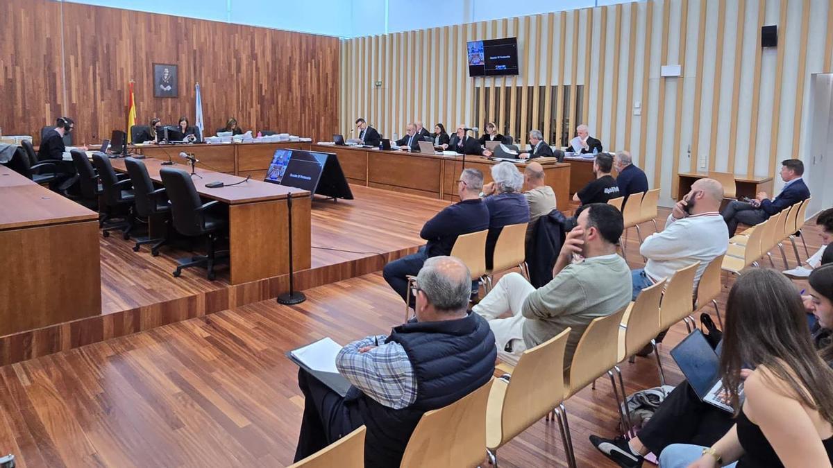 El juicio por la trama de las «narcolanchas» arranca en la Audiencia de Vigo tras varios intentos fallidos