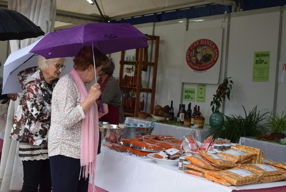 El 'pebre bord' sigue siendo la estrella ferial de Felanitx