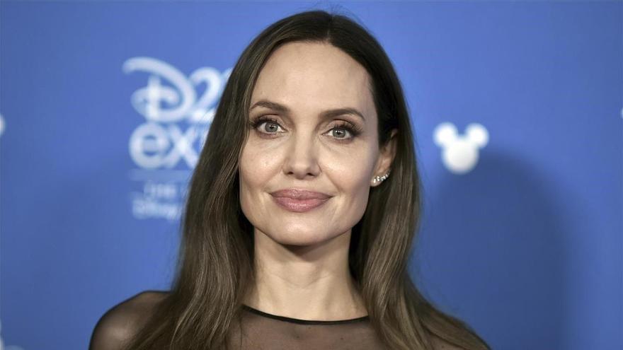 Angelina Jolie habla del divorcio de Brad Pitt: &quot;Me sentía insignificante&quot;