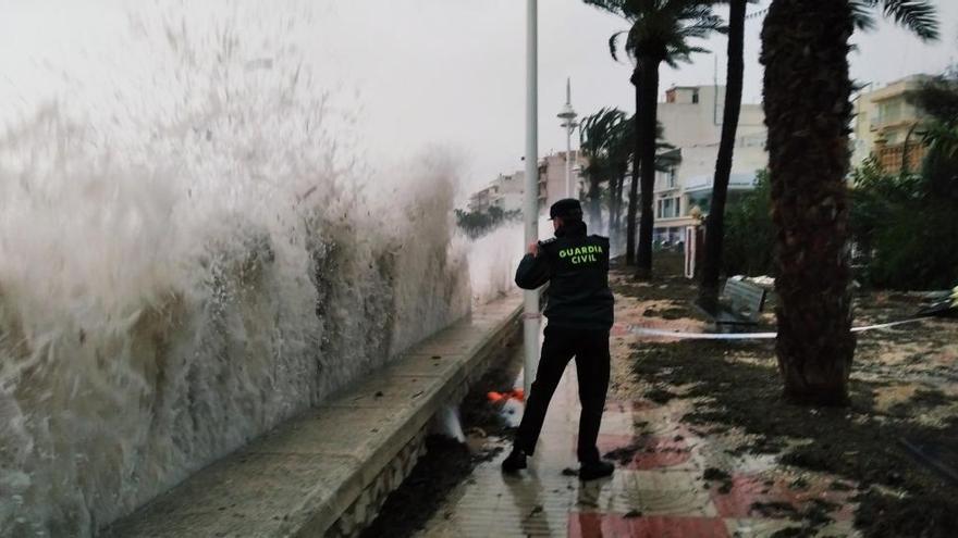 El Gobierno asegura que las playas y paseos estarán listos para la temporada turística