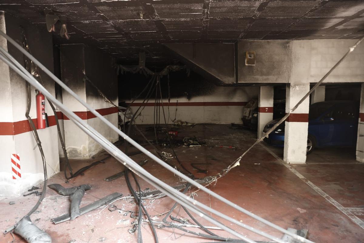Incendio en una cochera de Cala Mayor