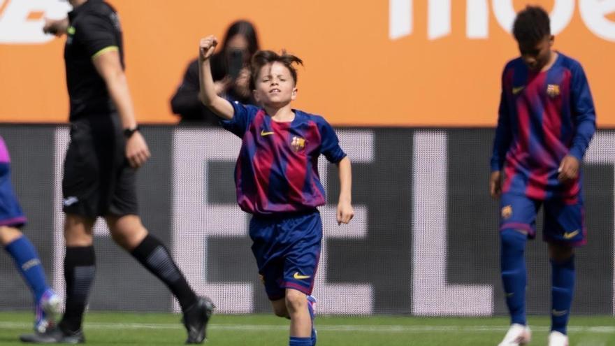 El hijo de un exjugador del Real Zaragoza se convierte en símbolo y bandera de La Masia del FC Barcelona