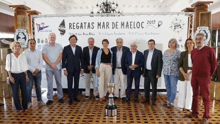 Un instante de la presentación de la regata, ayer en el Náutico de Vigo. // Alba Villar