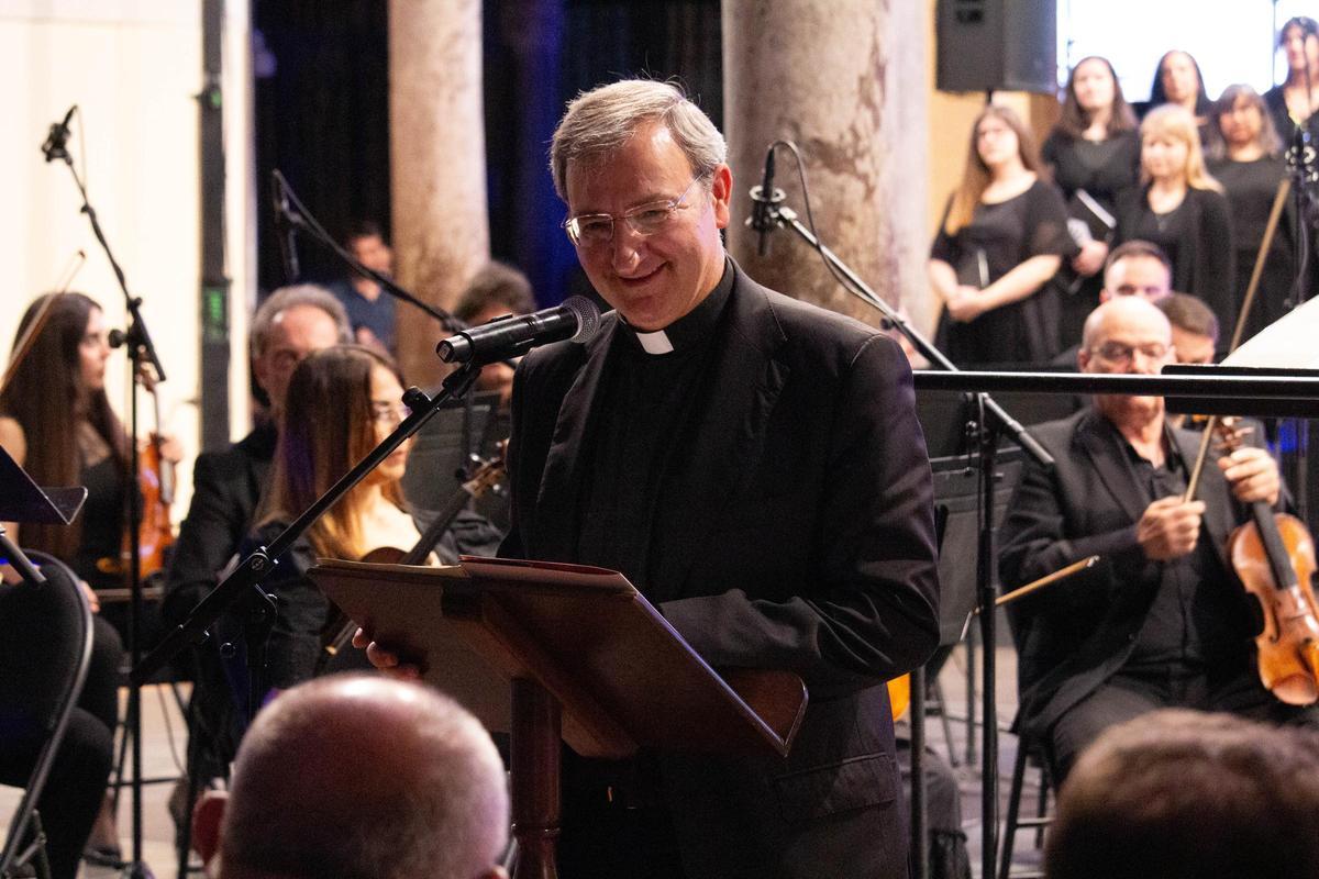 La Mezquita-Catedral se viste de música para celebrar los 50 años del hospital Reina Sofía La Mezquita-Catedral se viste de música para celebrar los 50 años del hospital Reina Sofía