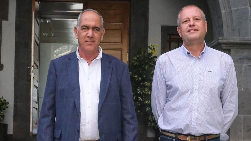 PP y PSOE reeditan el pacto, que inicia Sergio Nuez como alcalde de Teror