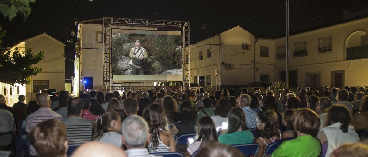 Imagen de una de las proyecciones del Rural Filmfest de Elche en una edición anterior.l