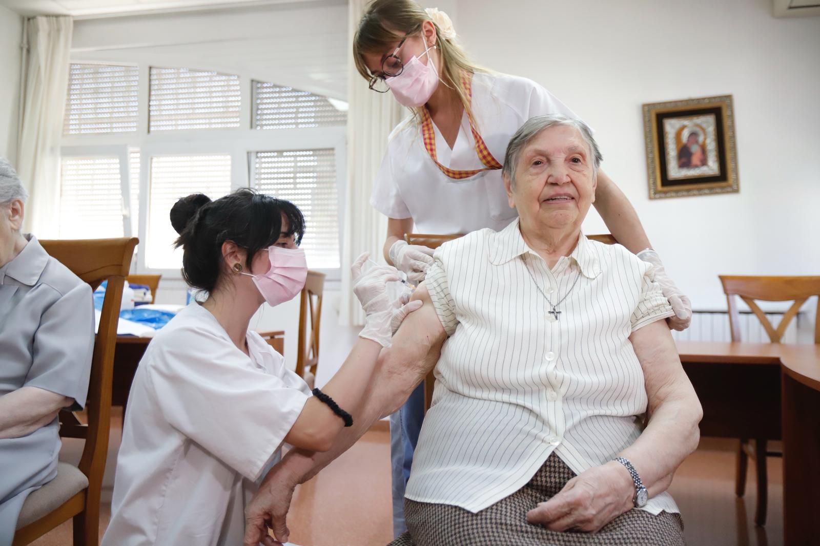 Comienza la vacunación de la gripe en las residencias de Aragón