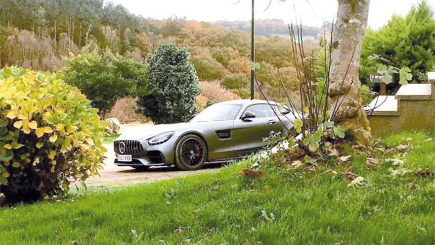 Uno de los modelos que más llamó la atención fue el Mercedes AMG-GT MERCEDES BENZ