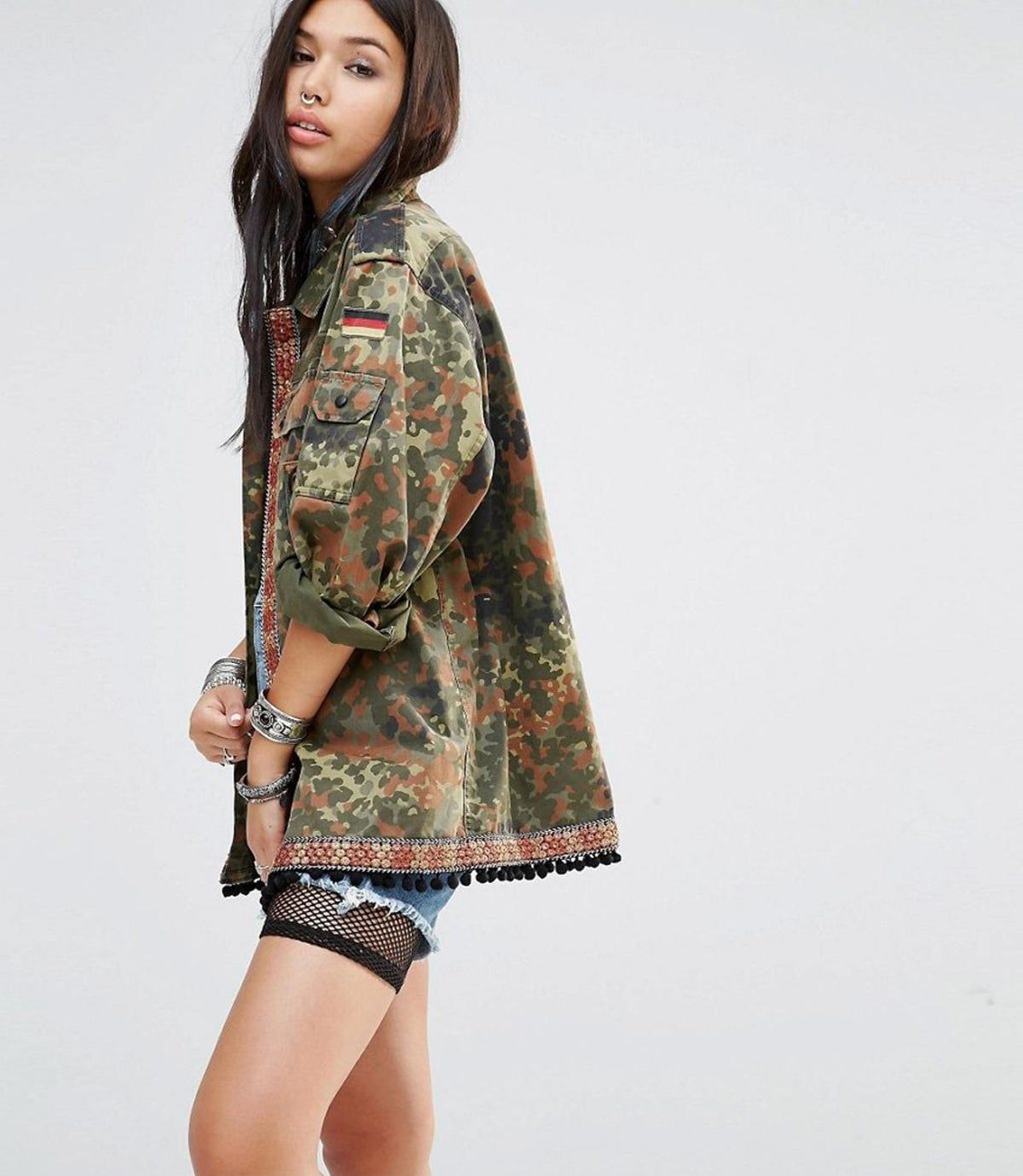 Camisa de estampado militar