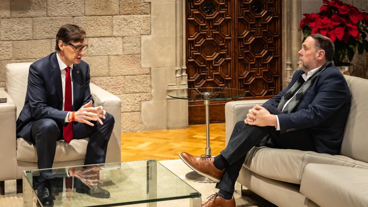 Illa se reúne con Junqueras en la Generalitat por el acuerdo de financiación