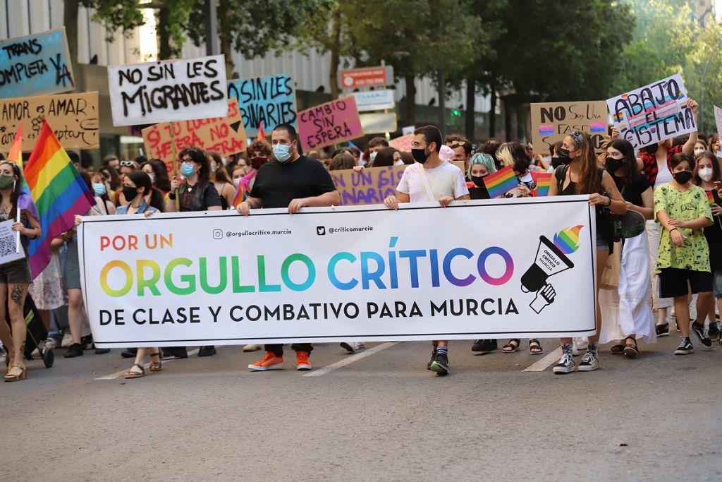 Marcha del colectivo LGTBI+ en Murcia