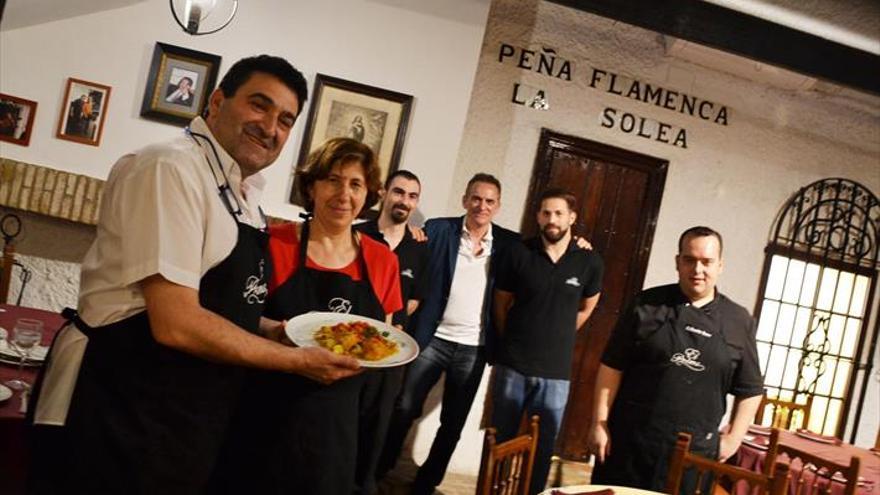 Coliflor con almejas de El Primo, «cuando la prueban, les encanta»